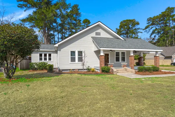 $330,000 | 202 Quaker Street, St. George, SC 29477