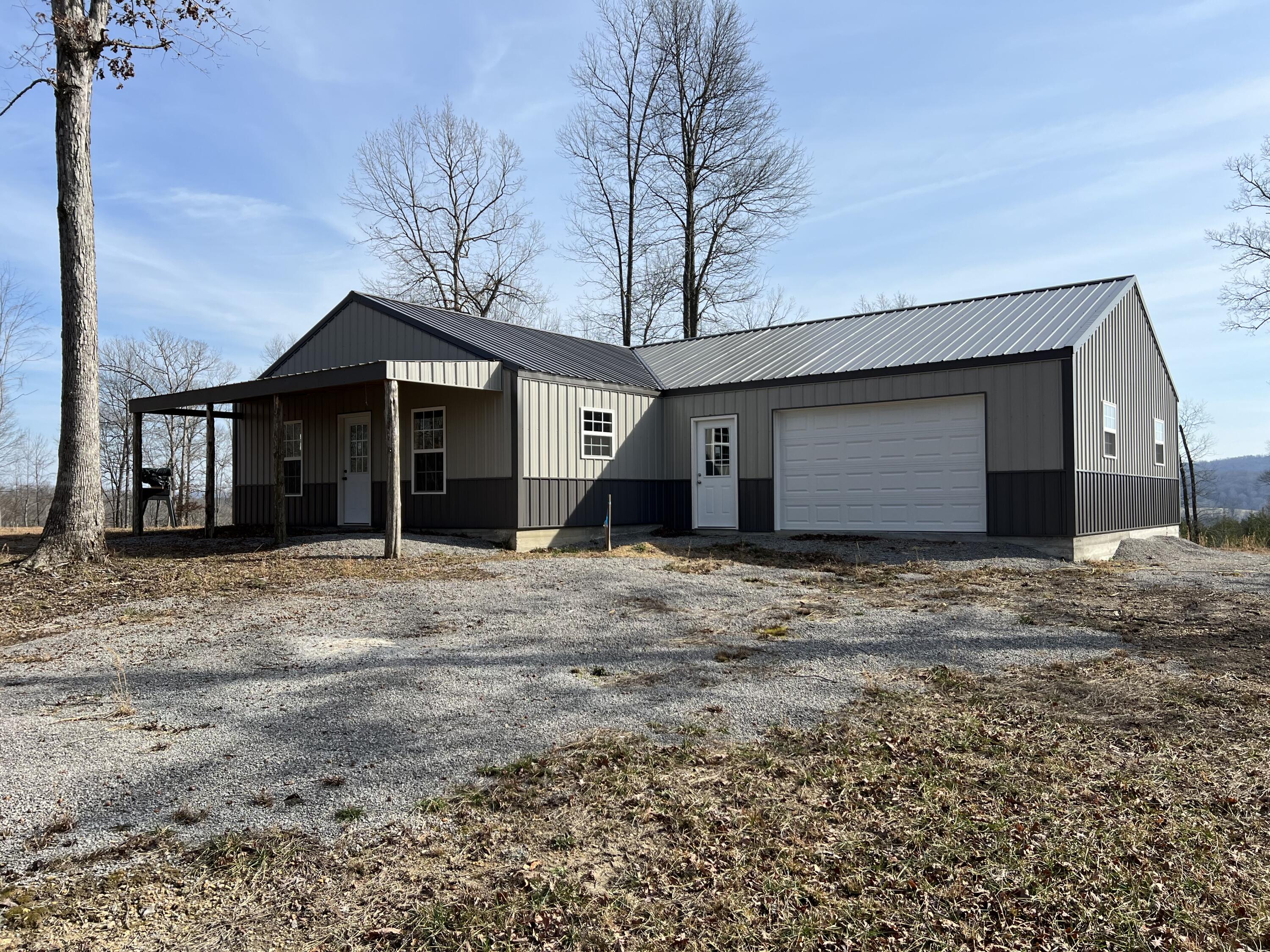 90 High Rdg Lane Albany, KY 42602 - Photo 2 of 44 IMG_4422