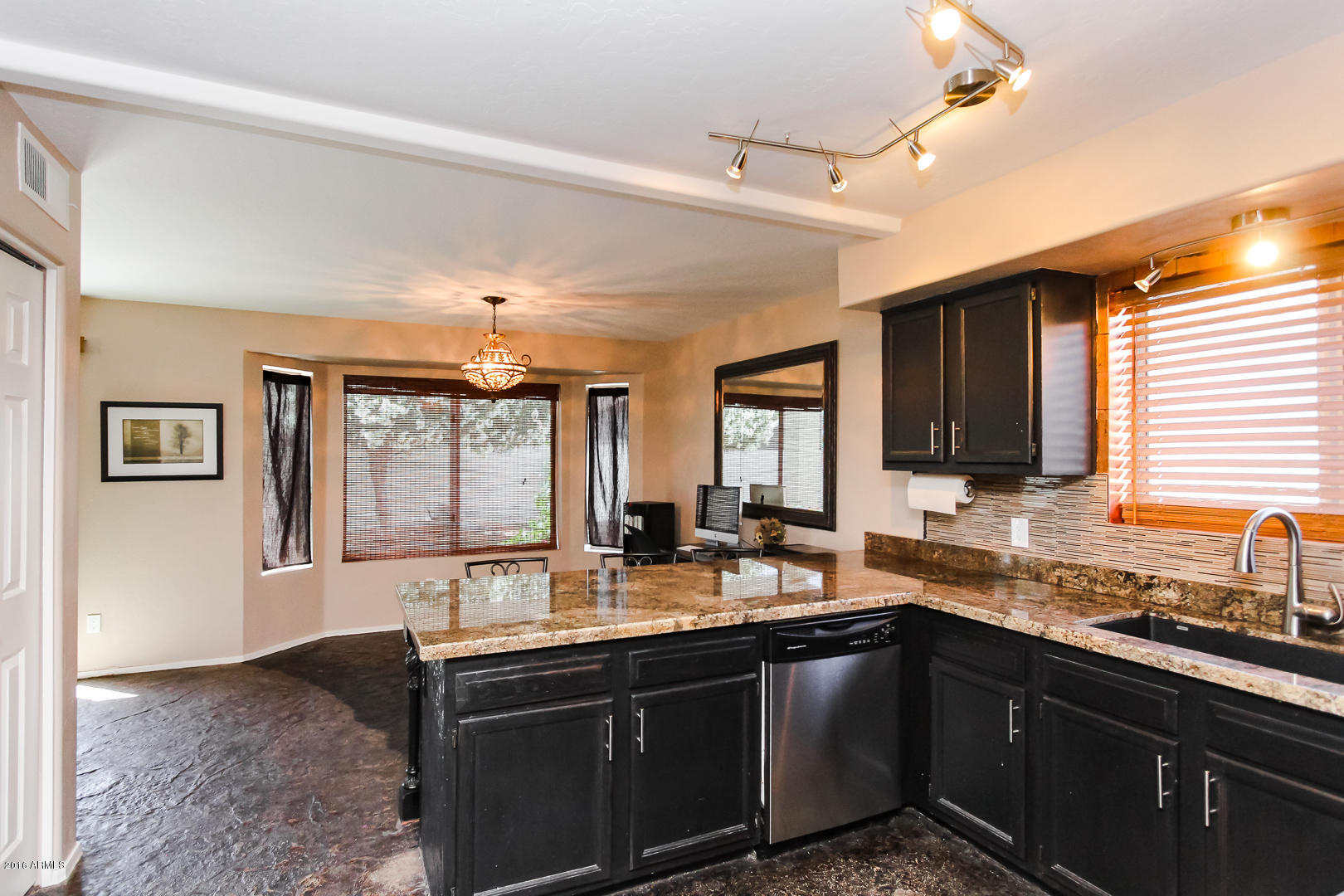 3547 East Long Lake Road Phoenix, AZ 85048 - Photo 13 of 28 Kitchen