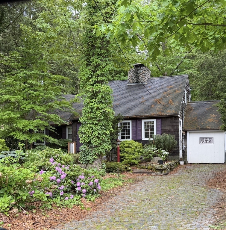 31 Fells Road Winchester, MA 01890 - Photo 1 of 22