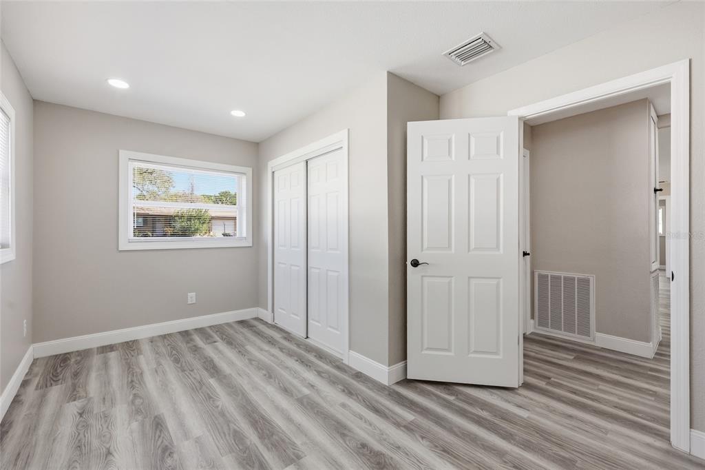 1817 Hunt Lane Clearwater, FL 33764 - Photo 26 of 40