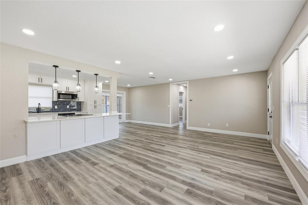 1817 Hunt Lane Clearwater, FL 33764 - Photo 5 of 40