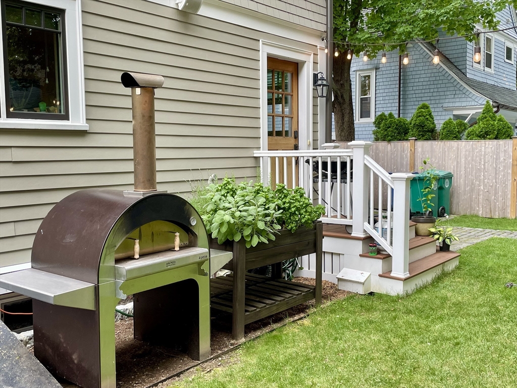 120 Dickerman Road Newton, MA 02461 - Photo 18 of 18