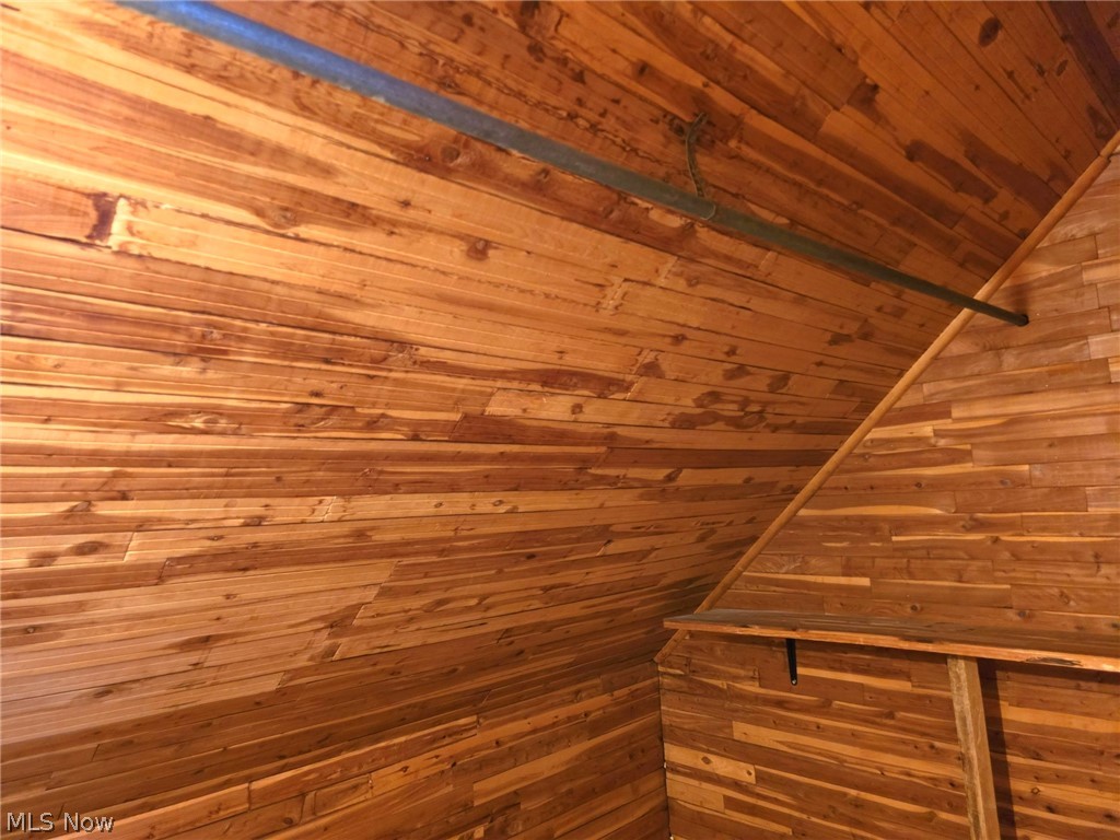 4111 Redfern Road Parma, OH 44134 - Photo 23 of 40 Cedar closet