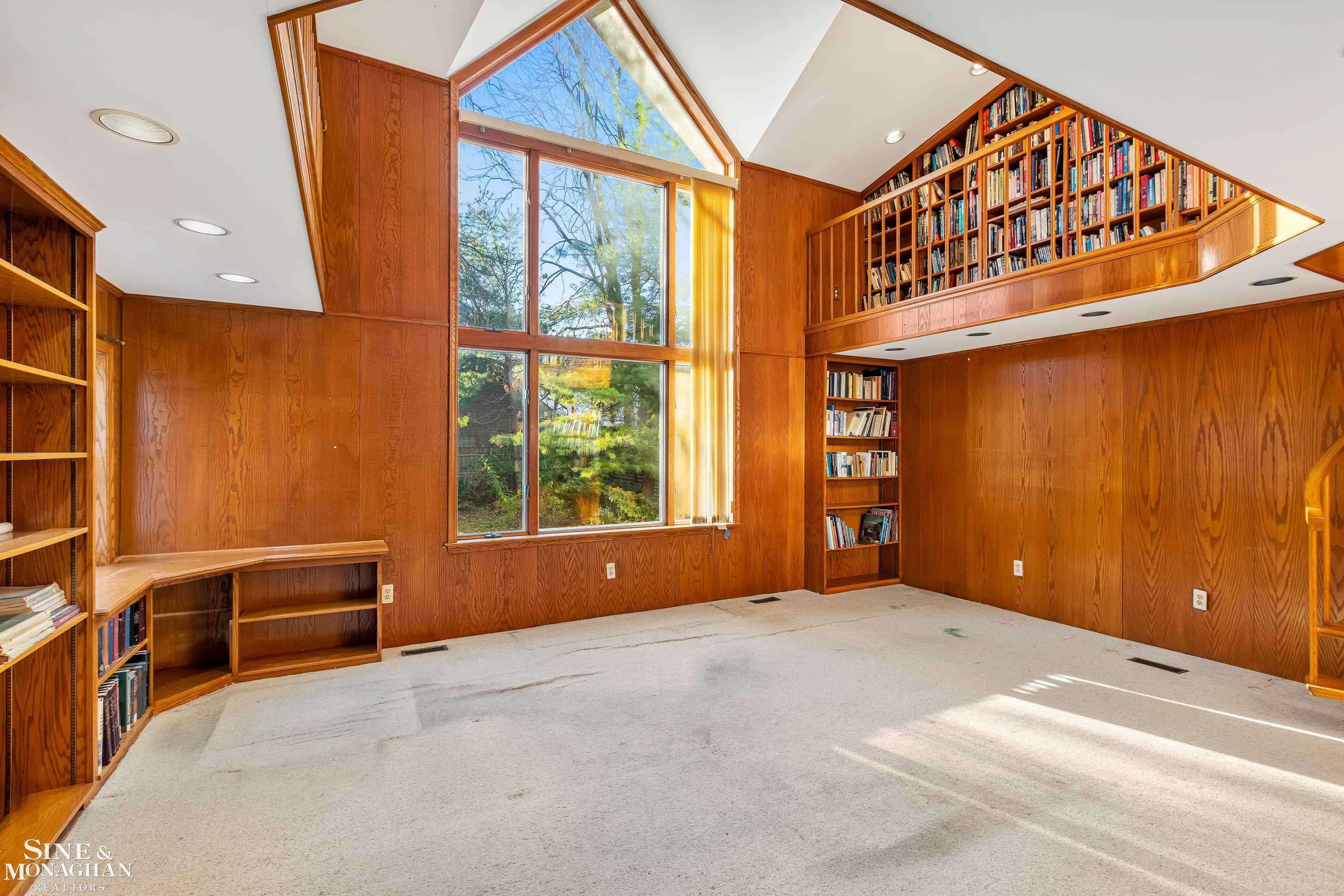 573 Pemberton Road Grosse Pointe, MI 48230 - Photo 8 of 38 50161027-7fb3d175-a99f-4211-b1d5-6c67e416994c.JPG