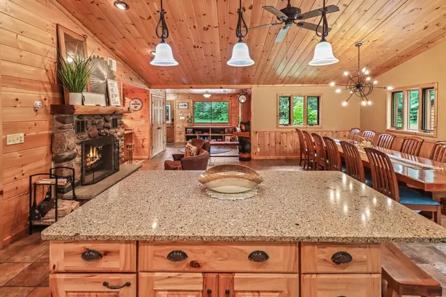 $2,000,000 | 11392 N Pine, Tripoli, WI 54564