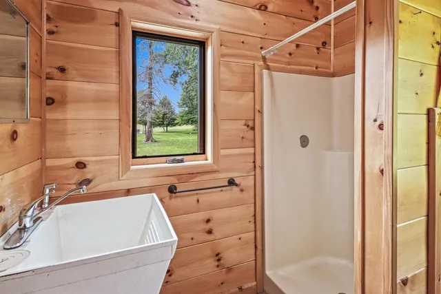 $2,000,000 | 11392 N Pine, Tripoli, WI 54564