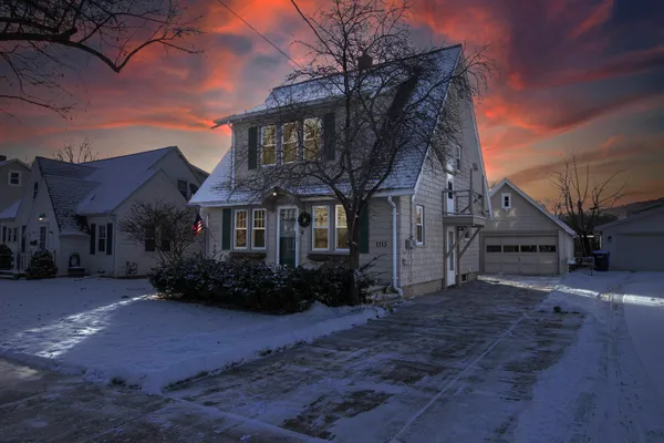$249,900 | 1115 West Summer Street, Appleton, WI 54914