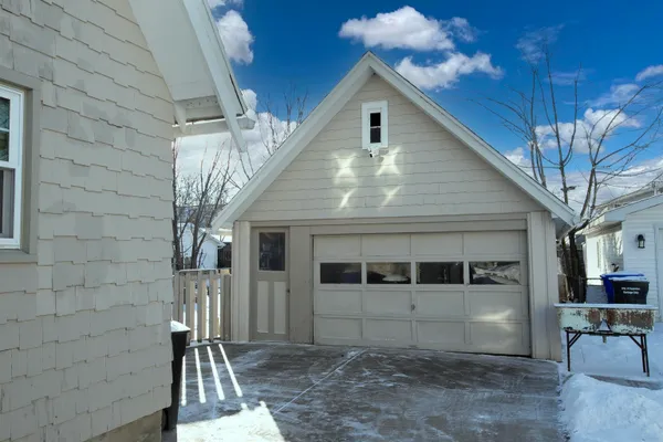 $249,900 | 1115 West Summer Street, Appleton, WI 54914