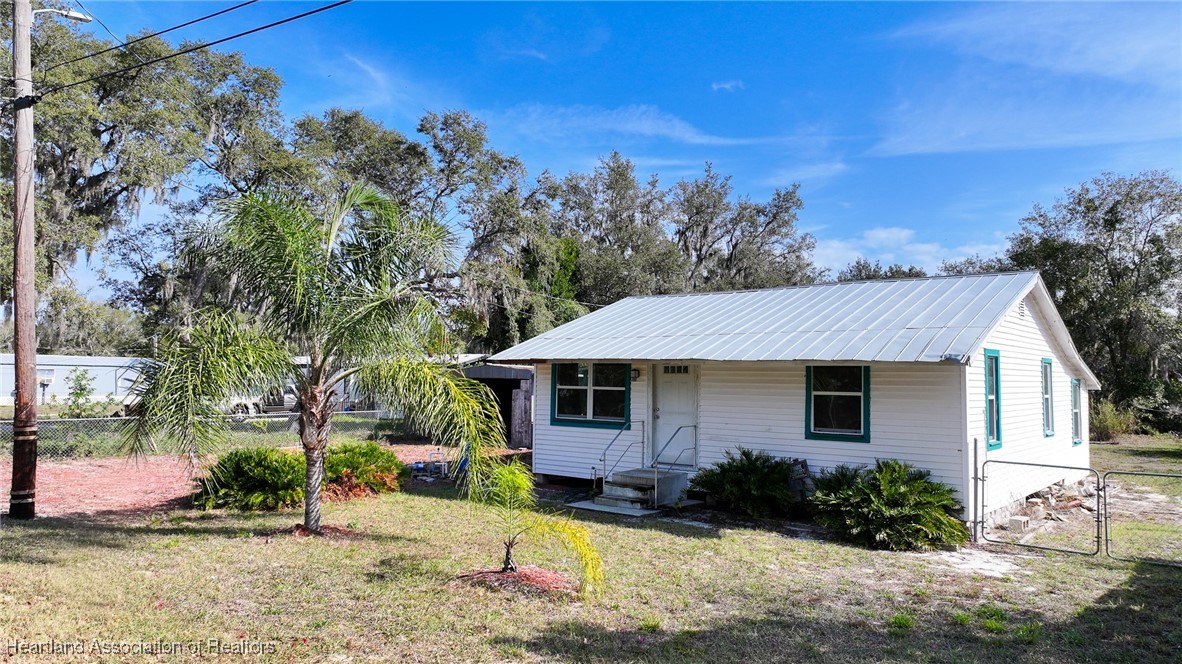 200 Spurlock Road Frostproof, FL 33843 - Photo 2 of 30
