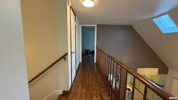 $200,000 | 300 South Glenview Drive, Carbondale, IL 62901