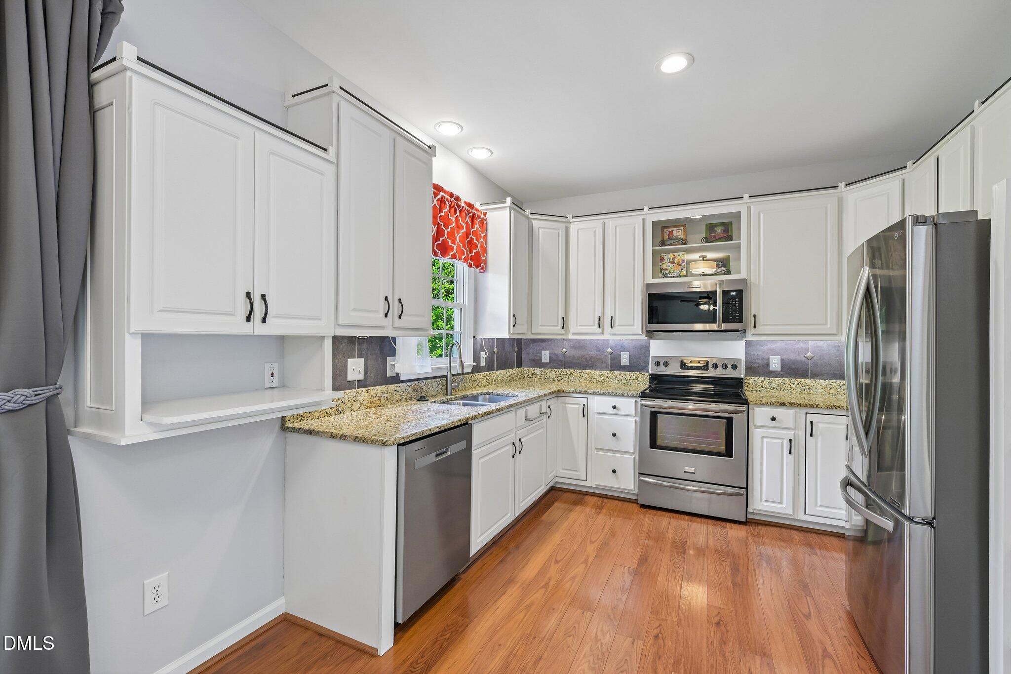 2300 Clerestory Place Raleigh, NC 27615 - Photo 9 of 33
