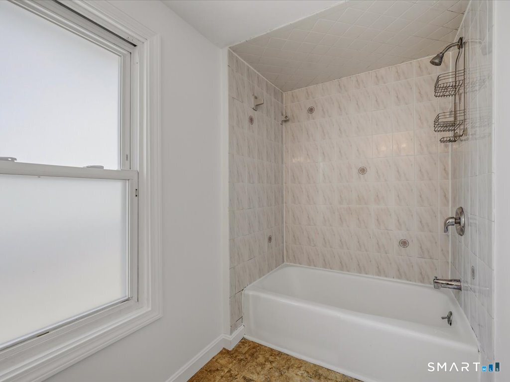 53 Maple Street Meriden, CT 06451 - Photo 14 of 35