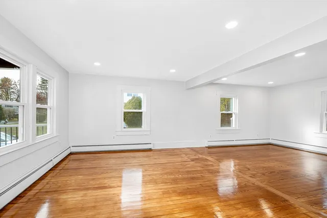 $689,900 | 6 Coolidge Street, Westford, MA 01886