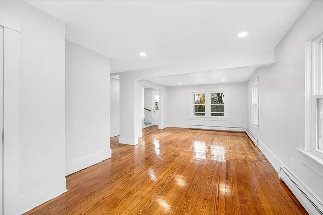 $689,900 | 6 Coolidge Street, Westford, MA 01886