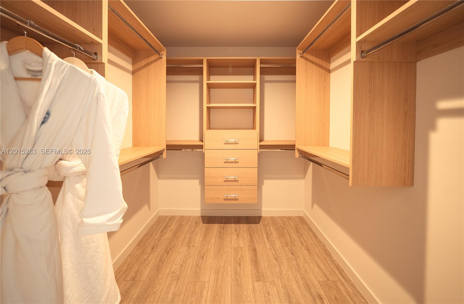 275 Southwest 6th Street, Unit 5308 Miami, FL 33130 - Photo 11 of 35