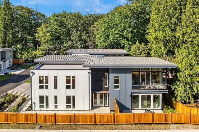 $2,650,000 | 3983 162nd Place Southeast, Bellevue, WA 98006