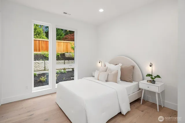 $2,650,000 | 3983 162nd Place Southeast, Bellevue, WA 98006