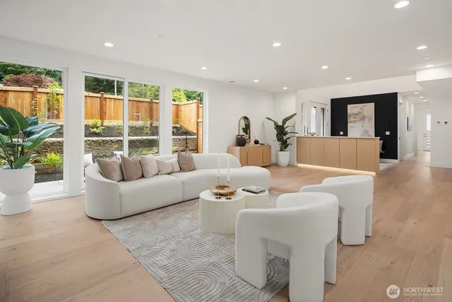 $2,650,000 | 3983 162nd Place Southeast, Bellevue, WA 98006