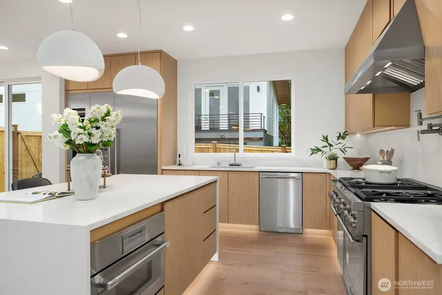 $2,650,000 | 3983 162nd Place Southeast, Bellevue, WA 98006