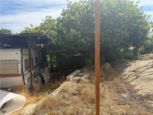 $330,000 | 540 Iroquois Road, Perris, CA 92570