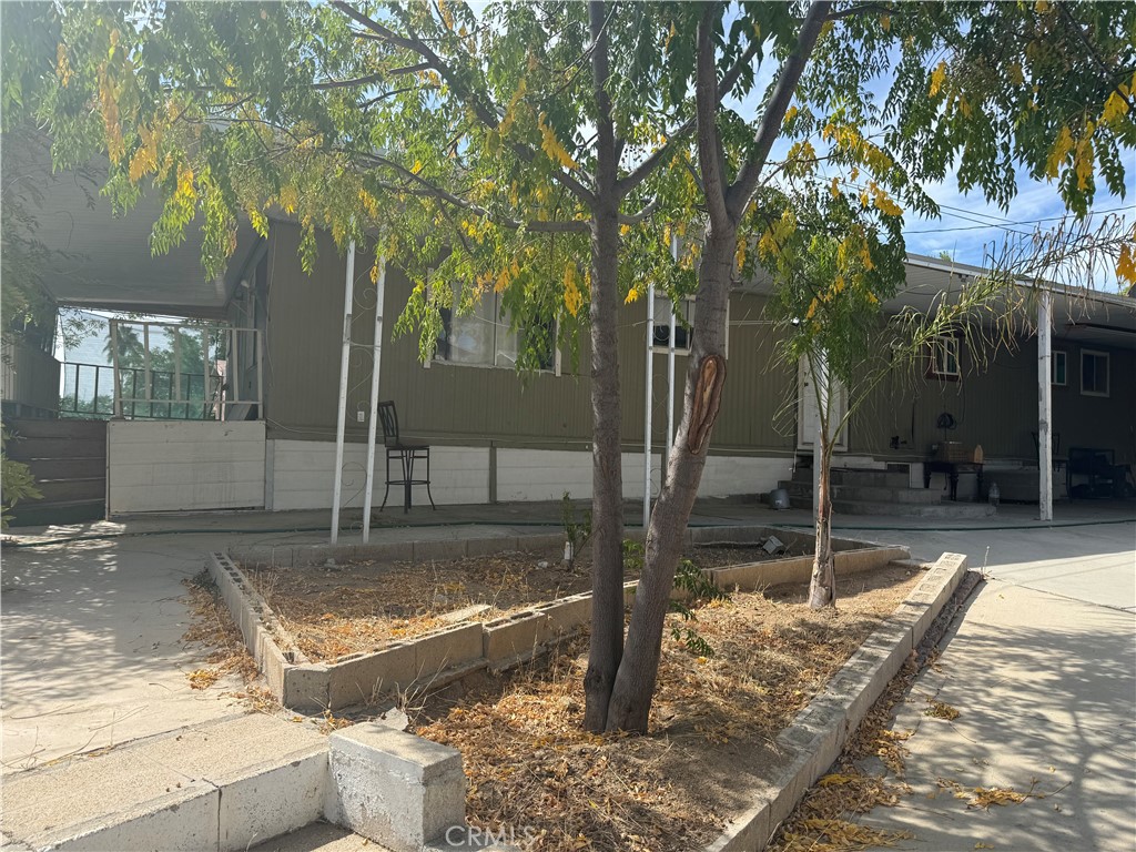 540 Iroquois Road Perris, CA 92570 - Photo 3 of 13