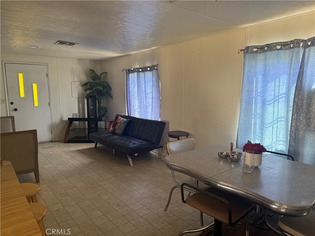 540 Iroquois Road Perris, CA 92570 - Photo 8 of 13