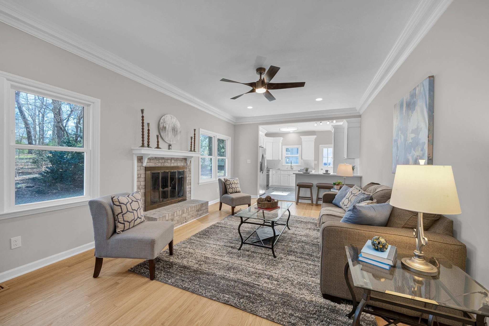 5504 Knollwood Road Raleigh, NC 27609 - Photo 13 of 31 Family Room