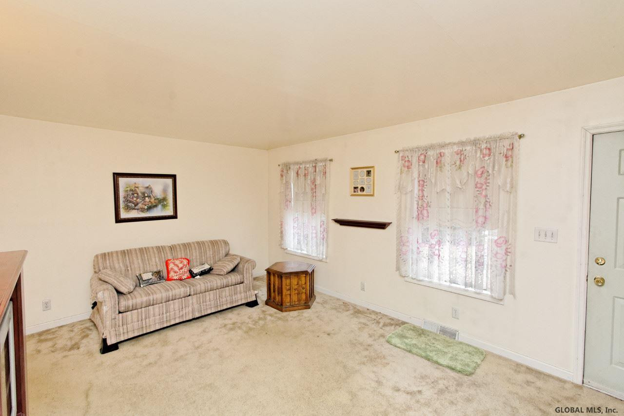 11 Echo Drive Rotterdam, NY 12306 - Photo 10 of 23 Photo 10