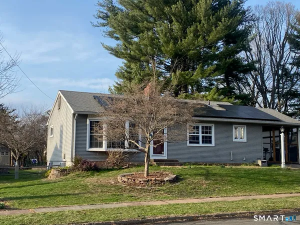 $289,900 | 215 Monroe Street, East Hartford, CT 06118