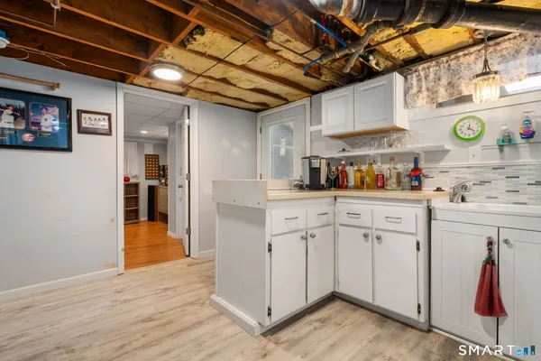 $289,900 | 215 Monroe Street, East Hartford, CT 06118