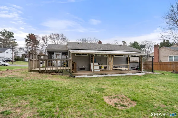 $289,900 | 215 Monroe Street, East Hartford, CT 06118