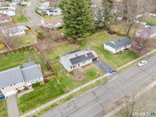 $289,900 | 215 Monroe Street, East Hartford, CT 06118