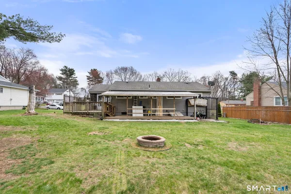 $289,900 | 215 Monroe Street, East Hartford, CT 06118