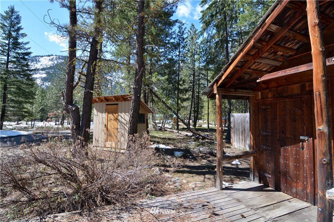 8 Littell Road Mazama, WA 98833 - Photo 2 of 25 Gallery Image 2
