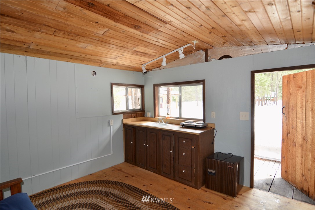 8 Littell Road Mazama, WA 98833 - Photo 9 of 25 Gallery Image 9