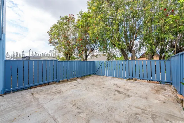 $587,000 | 95-325 Kahikinui Court, Unit 223, Mililani, HI 96789