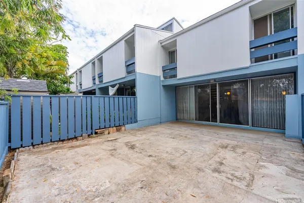 $587,000 | 95-325 Kahikinui Court, Unit 223, Mililani, HI 96789