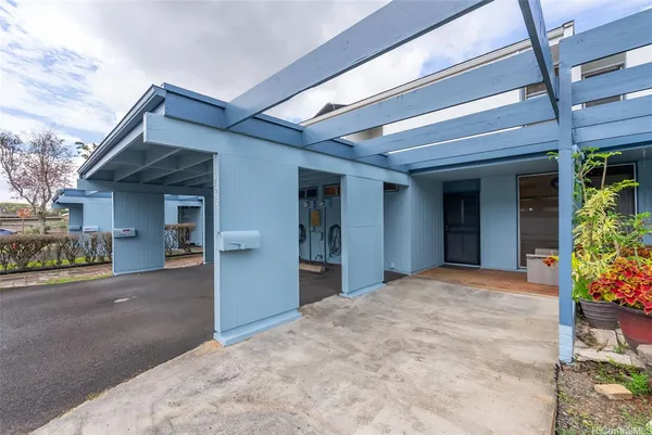 $587,000 | 95-325 Kahikinui Court, Unit 223, Mililani, HI 96789