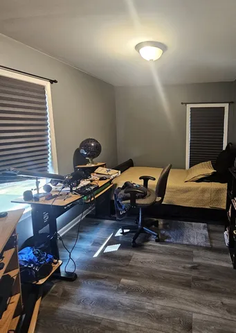 $239,900 | 900 Charles Street, Aurora, IL 60506