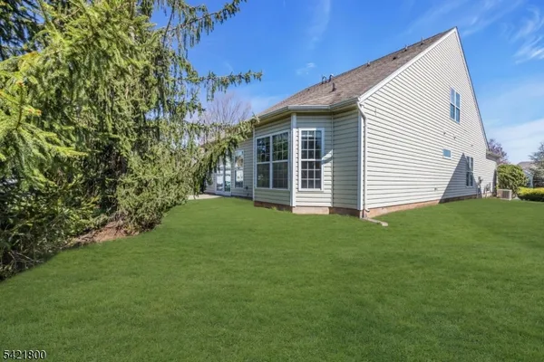 $685,000 | 180 Stone Manor Drive, Somerset, NJ 08873