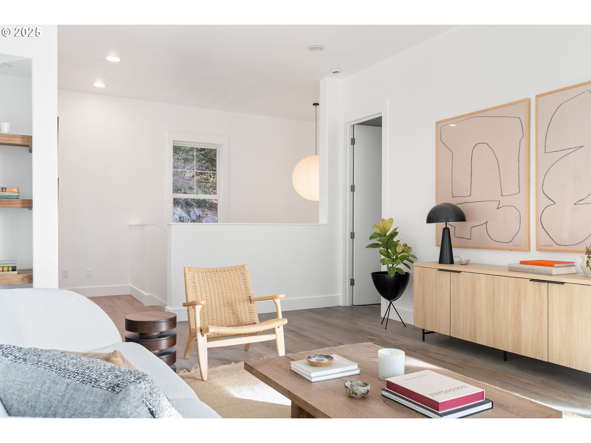 290 Southwest Moonridge Place Portland, OR 97225 - Photo 11 of 46 a living room with furniture rug and window