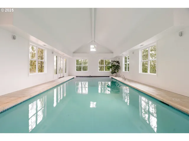 a view of an entryway with a window