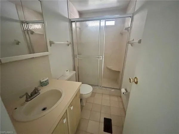 $1,850 | 130 Grassy Key Lane, Unit 37, Naples, FL 34114