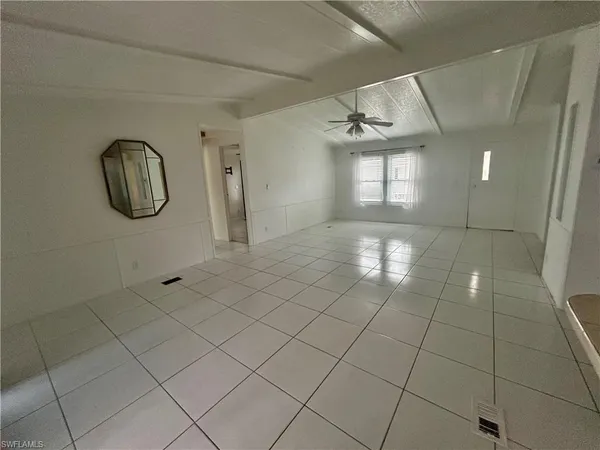 $1,850 | 130 Grassy Key Lane, Unit 37, Naples, FL 34114