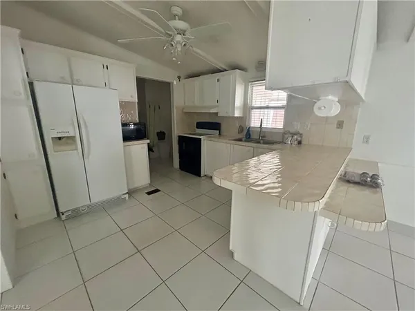 $1,850 | 130 Grassy Key Lane, Unit 37, Naples, FL 34114