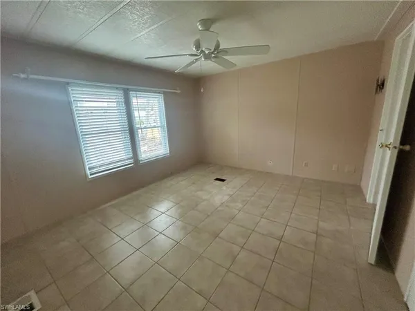 $1,850 | 130 Grassy Key Lane, Unit 37, Naples, FL 34114