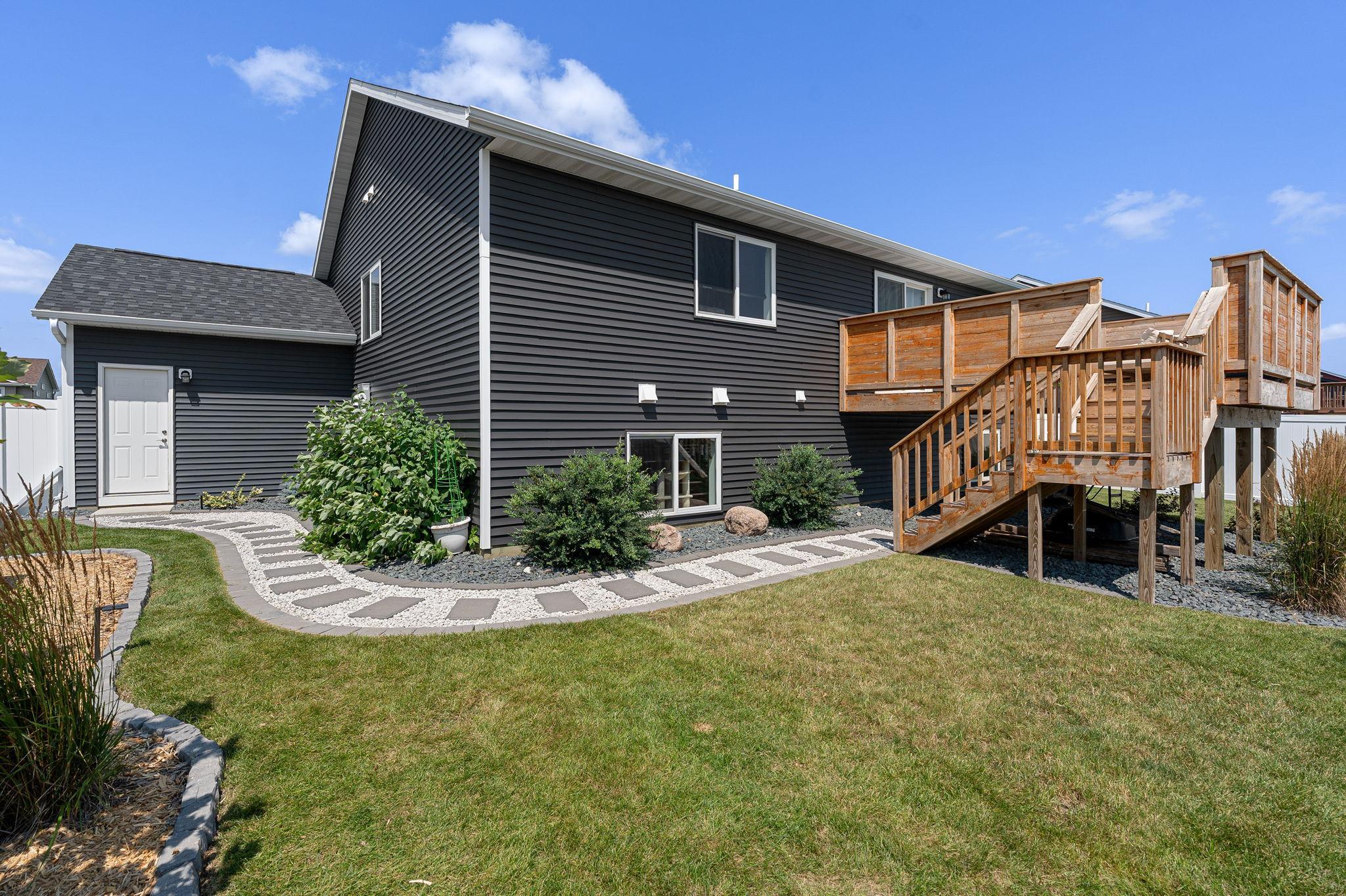 2102 14th Avenue Northeast Austin, MN 55912 - Photo 8 of 61 Gallery Image 8