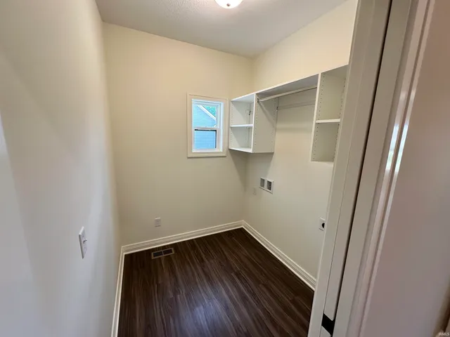 $394,900 | 1480 Monte Carlo Drive, Huntertown, IN 46748