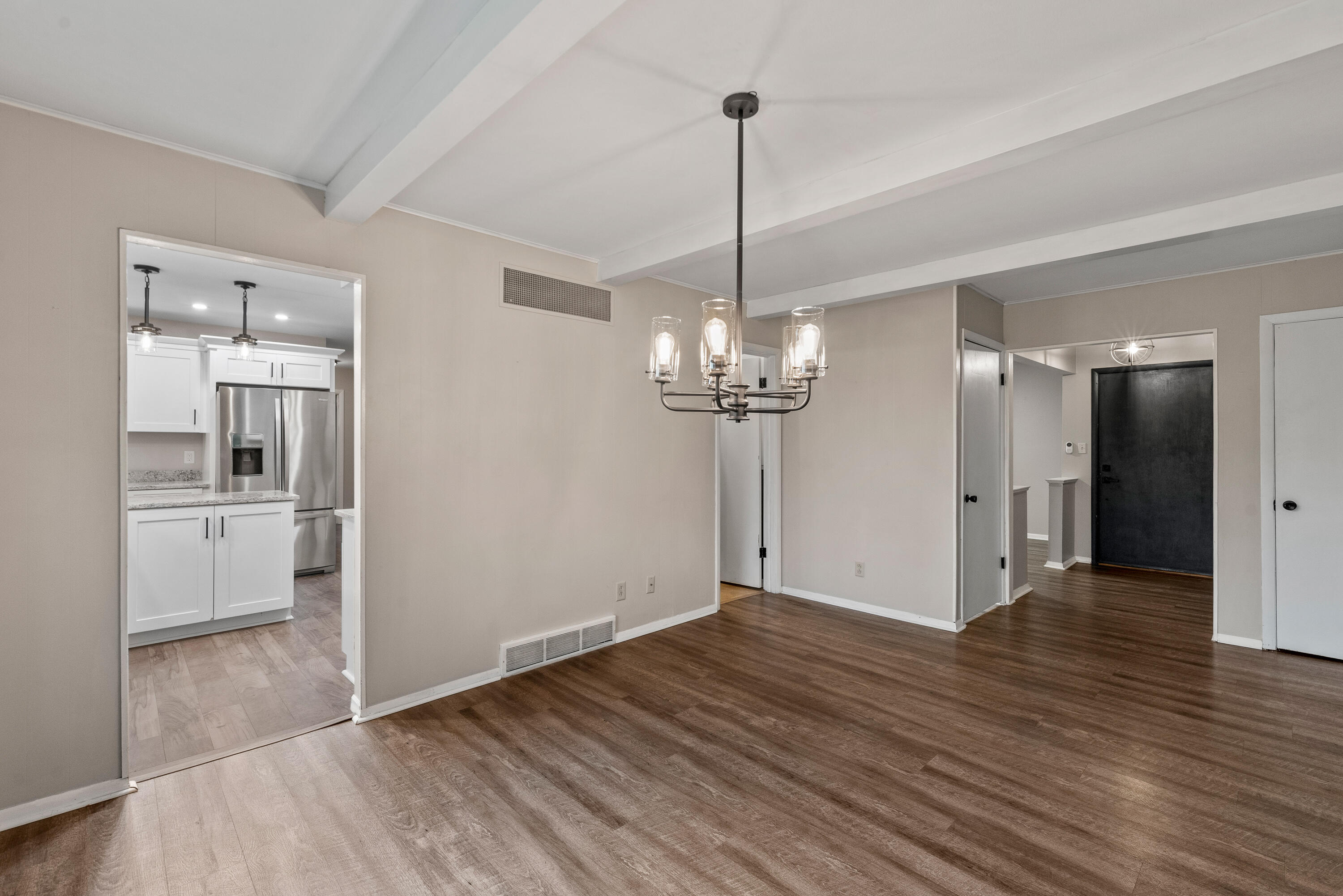 W174N9287 Joper Road Menomonee Falls, WI 53051 - Photo 14 of 31 W174N9287 Joper Rd-16